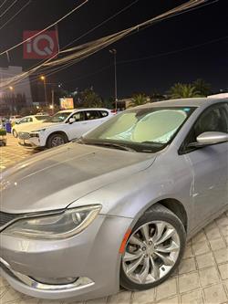كرايسلر 200